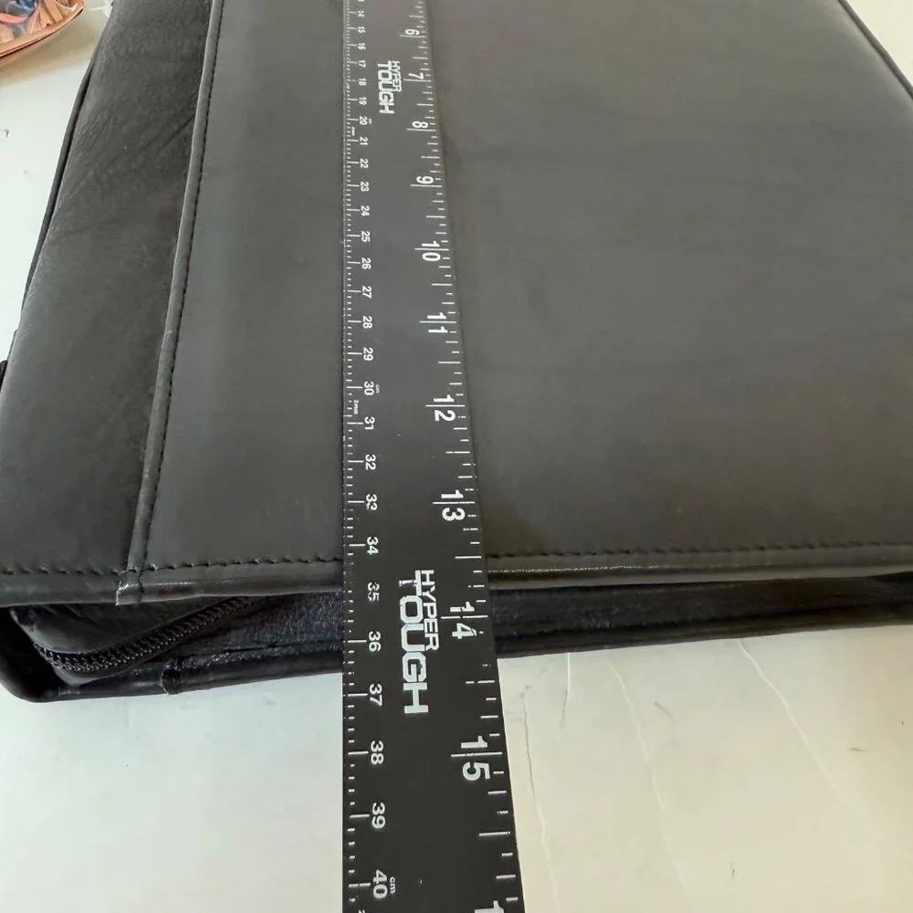 Canyon Outback Pebbled Leather Portfolio Zippered 3 Ring Binder Black GE Embosse